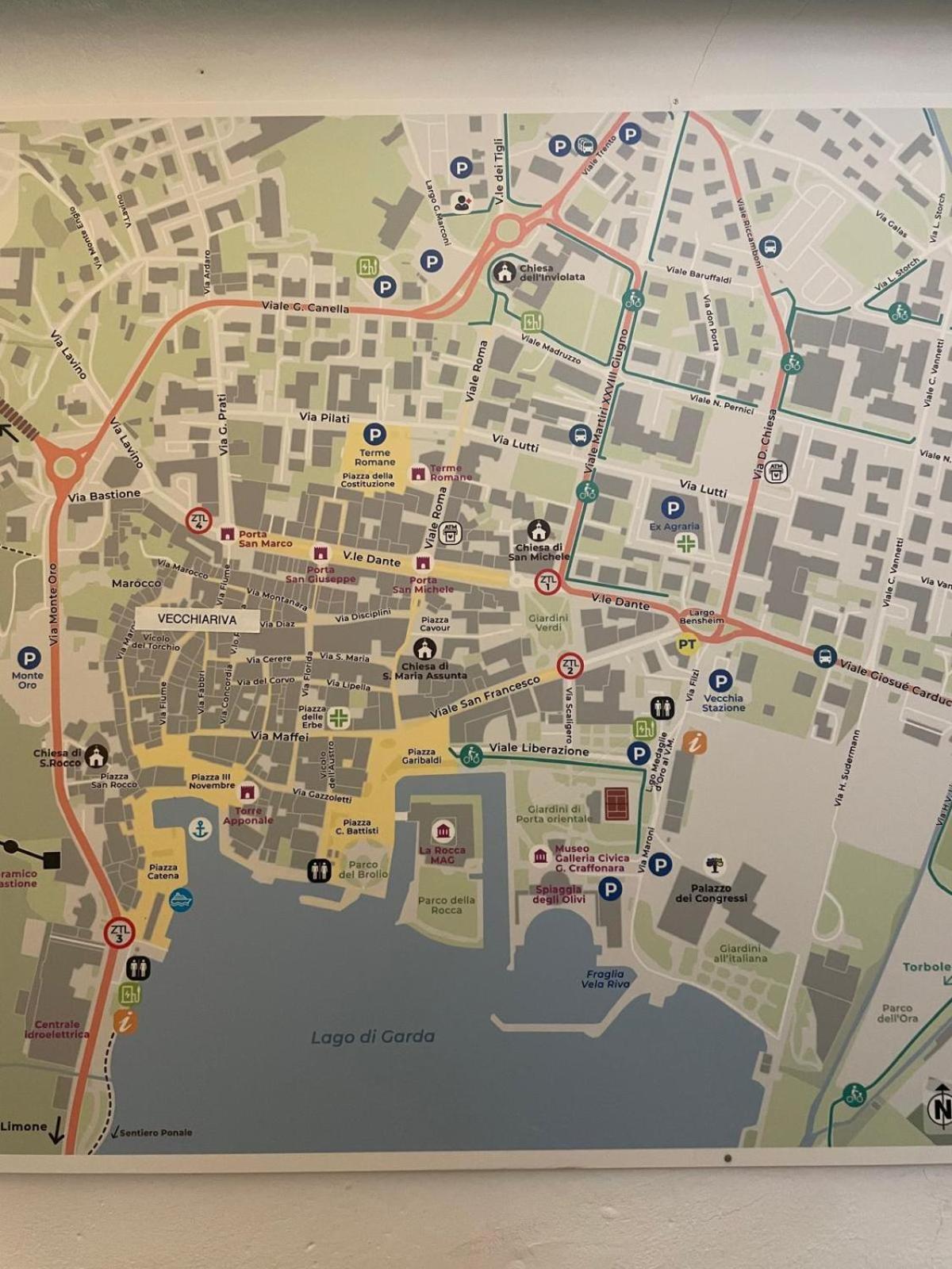Vecchia Riva Aparthotel Exteriör bild